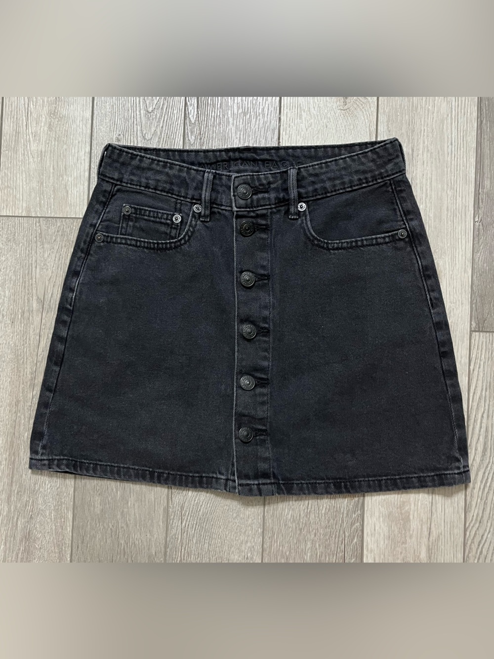 American Eagle Outfitters Black Button-Front Mini Skirt Size 00